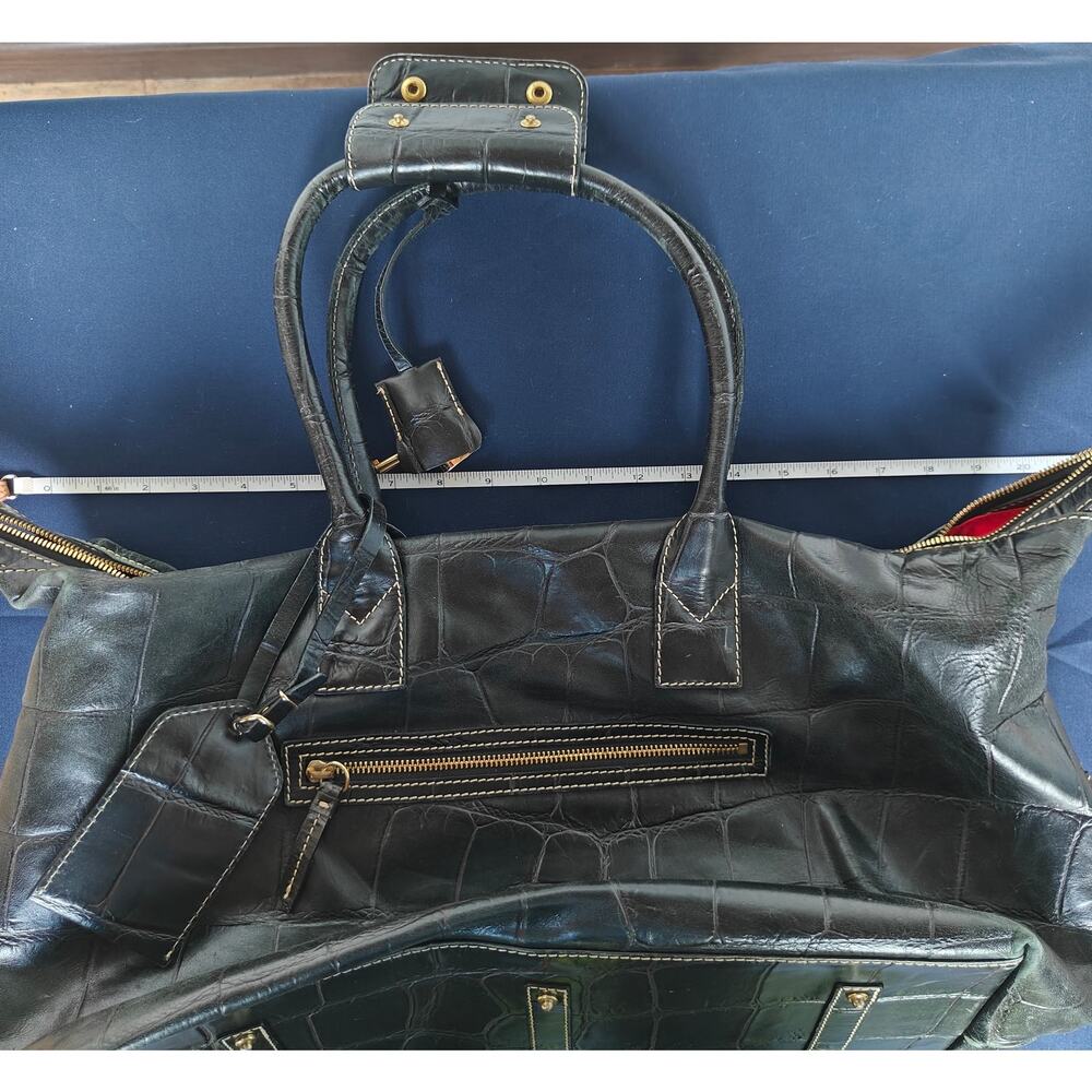 Dooney & Bourke Black Croc Embossed Medicine Bag Leather Satchel Red Lining - Picture 5 of 7